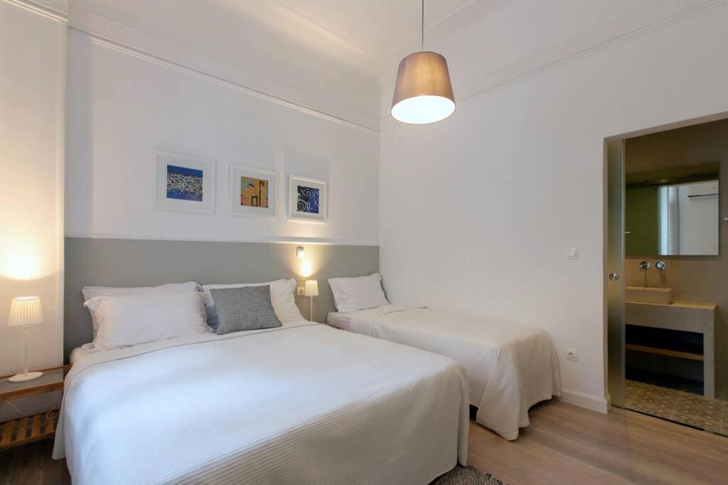 Athens Center Modern Apt In Art Nouveau Building ภายนอก รูปภาพ